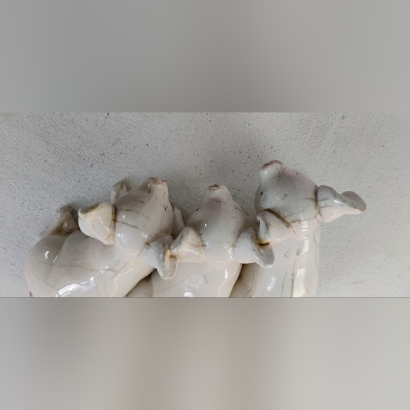 Vintage 3 Piggies Porcelain Figurine Handcrafted In Italy Signed 6 3/4" long L-3 - Picture 9 of 11